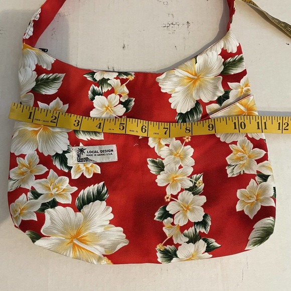 SOLD Local Design Made in Hawaii Hawaiian Small Shoulder Bag Red Floral Souvenir - Picture 8 of 8